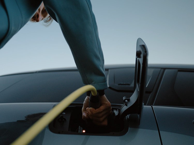 Elektrikli MINI Şarj Aksesuarları | MINI Türkiye